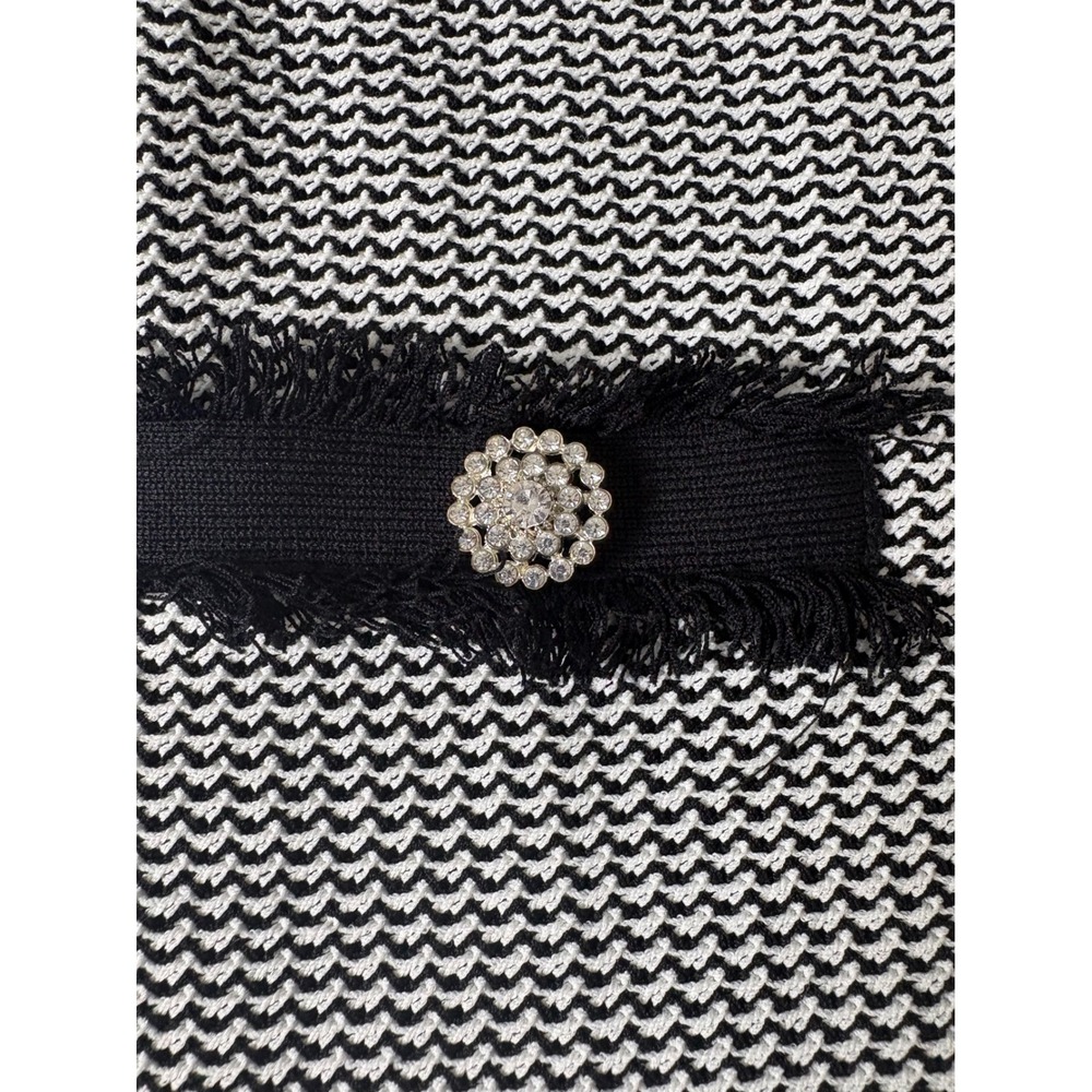 Urban Revivo Black White Tweed Knit Mini Dress Fringe Rhinestone Button New M 6 - Picture 5 of 7